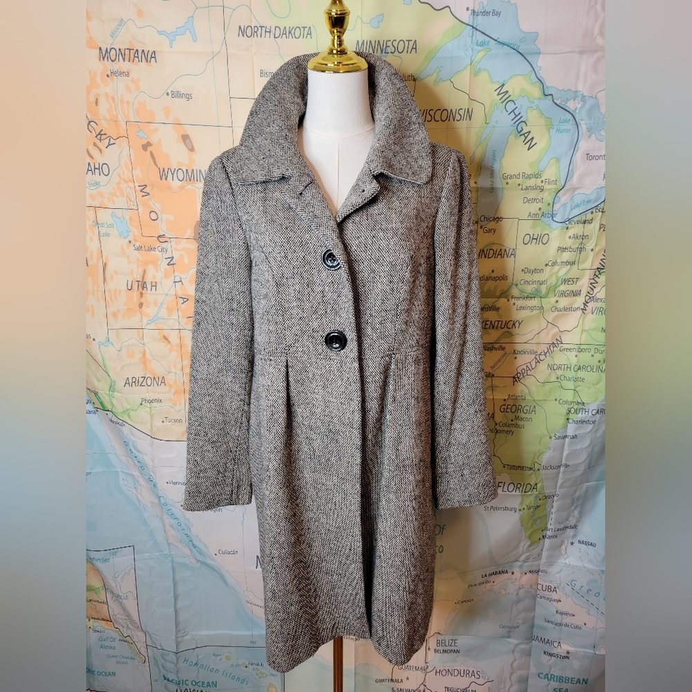 Gap Women's Tweed Swing Coat Size M. Black White Gray
